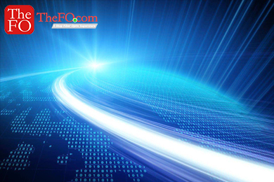 What are the main types of optical fibers used in the fusion splicer